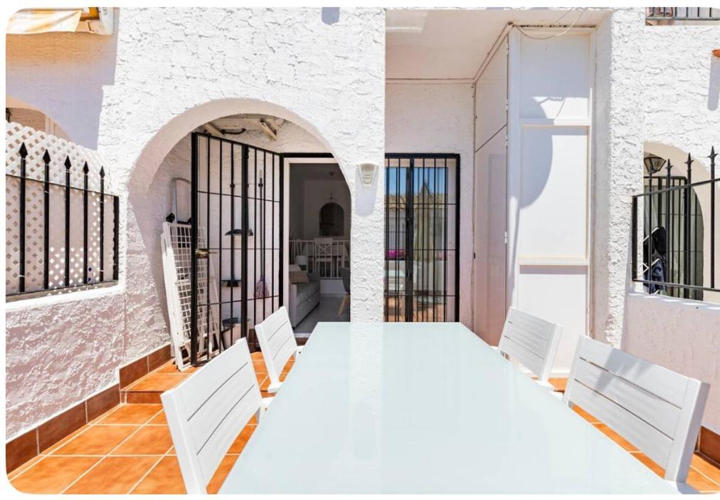 Vila La Casa En La Carihuela Playa A 4 Minutos A Pie Torremolinos Exteriér fotografie